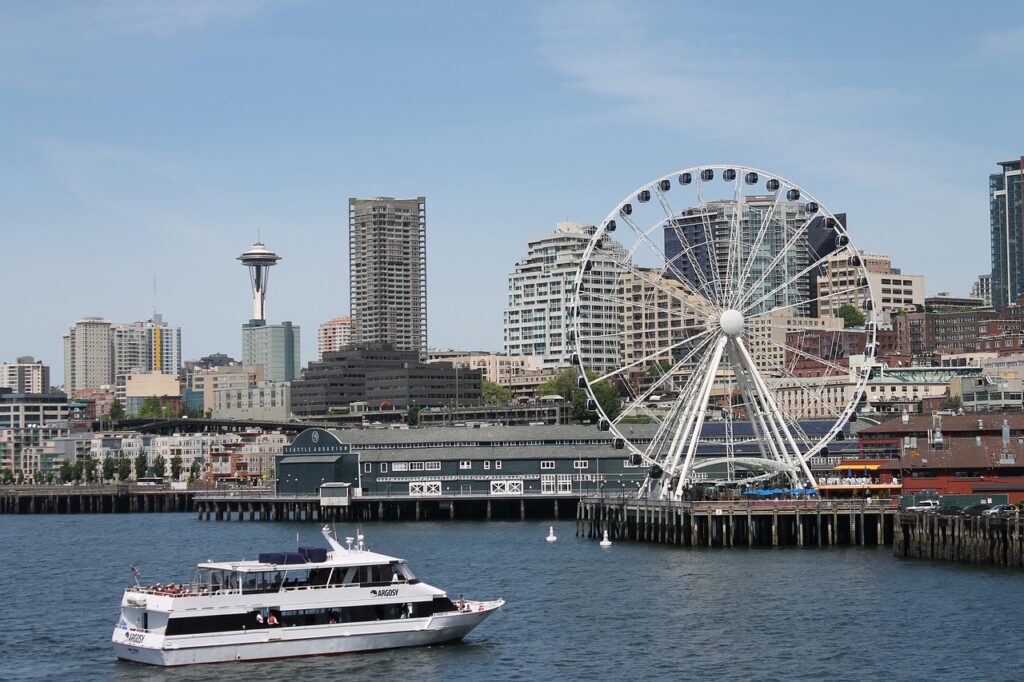 The Space Needle and Seattle Waterfront are two of the best tourist spots in Seattle